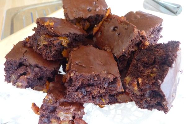 Chocolate and apricot brownies