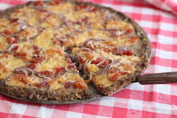 Meatzza (Canadian GRAND pizza made out from meat)